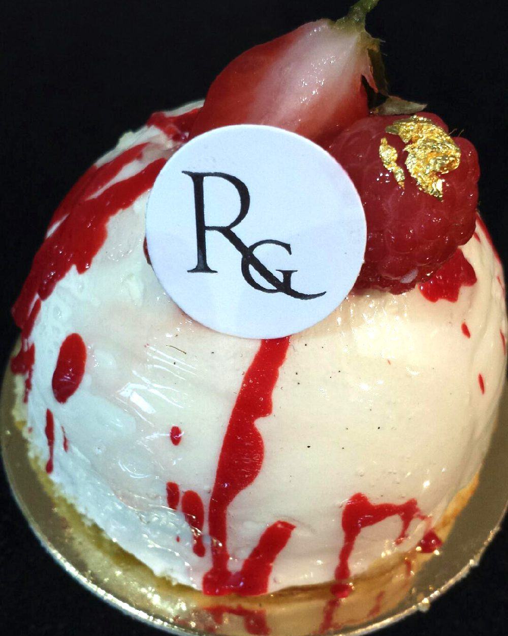 Anniversaire d’adulte : un gâteau sobre ou spectaculaire ?